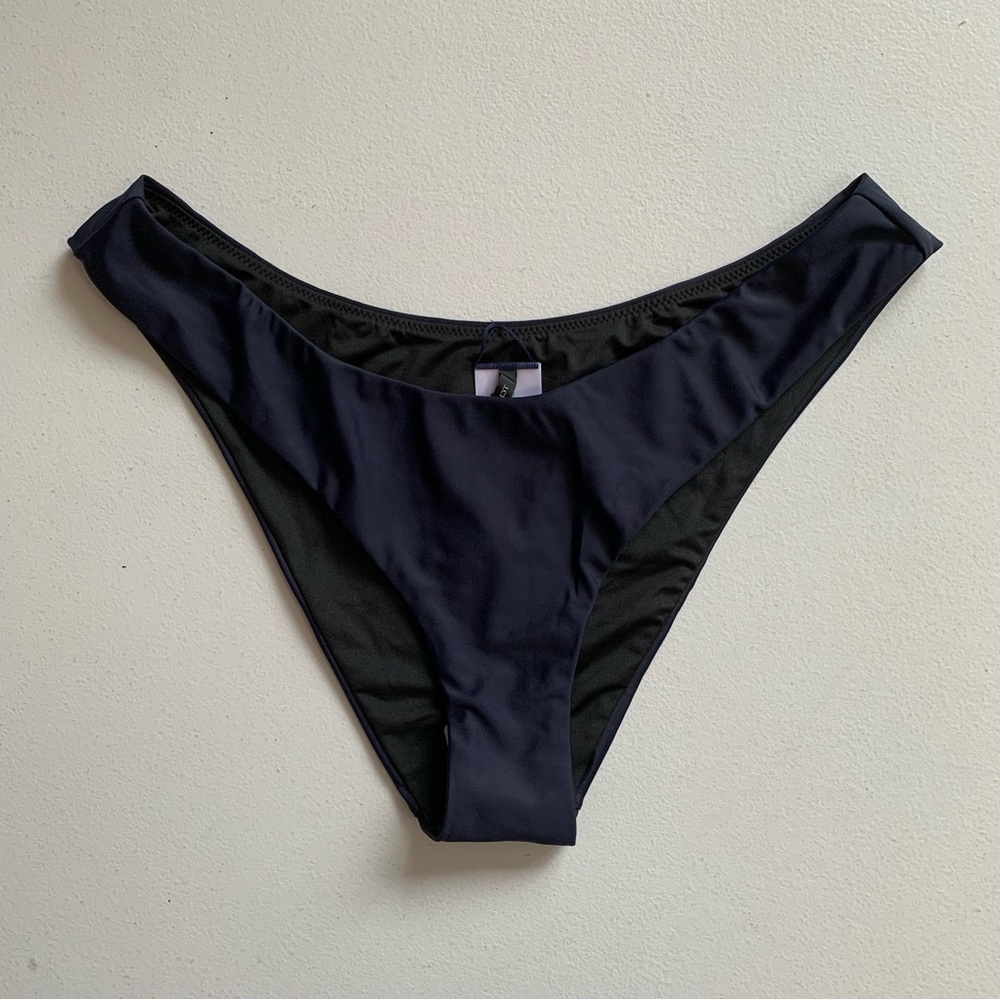 J Crew Navy Blue Curved Waist Cheeky Bikini Bottom Size Medium NWT
